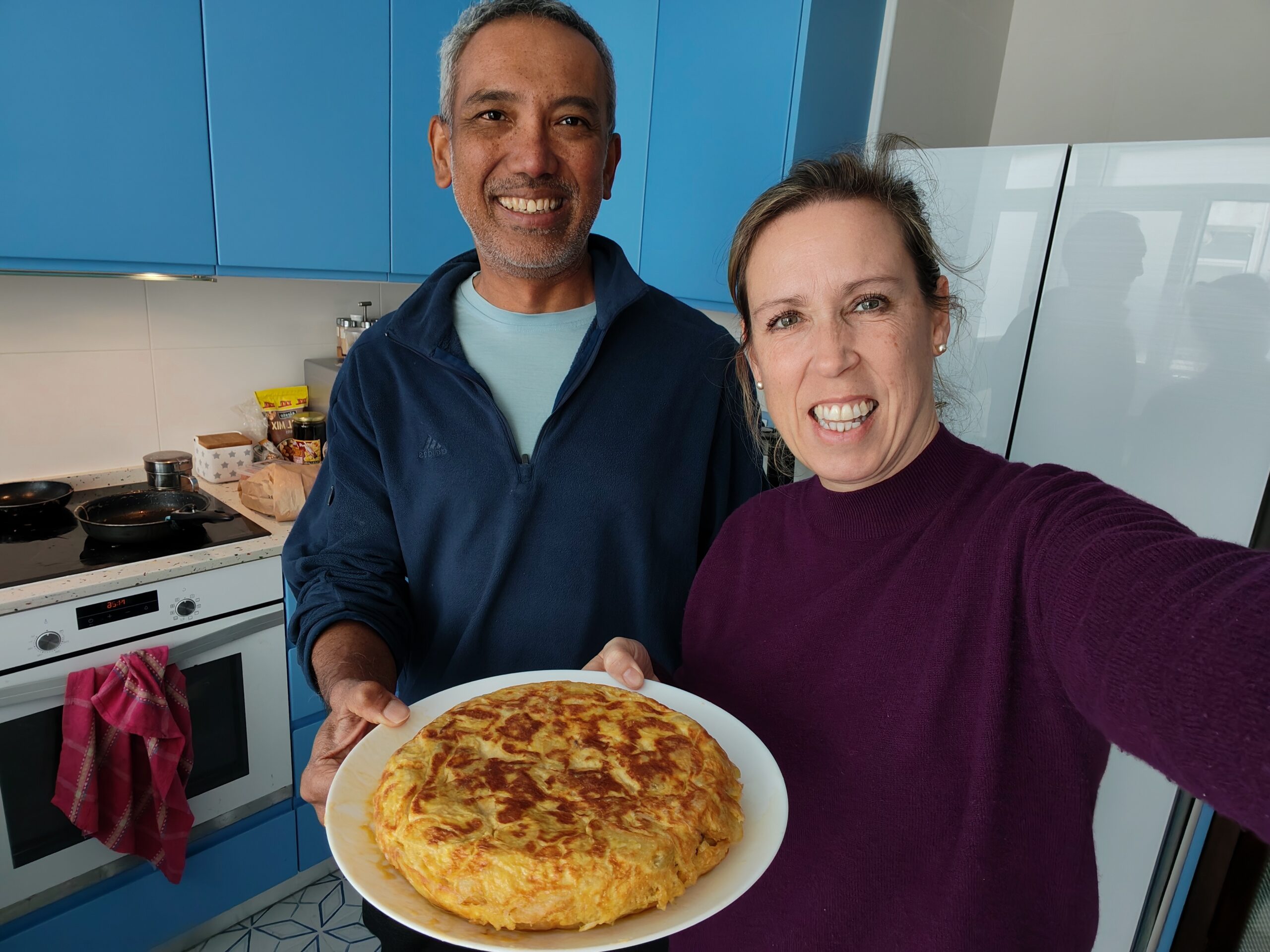Cooking Spanish food together in Cadiz