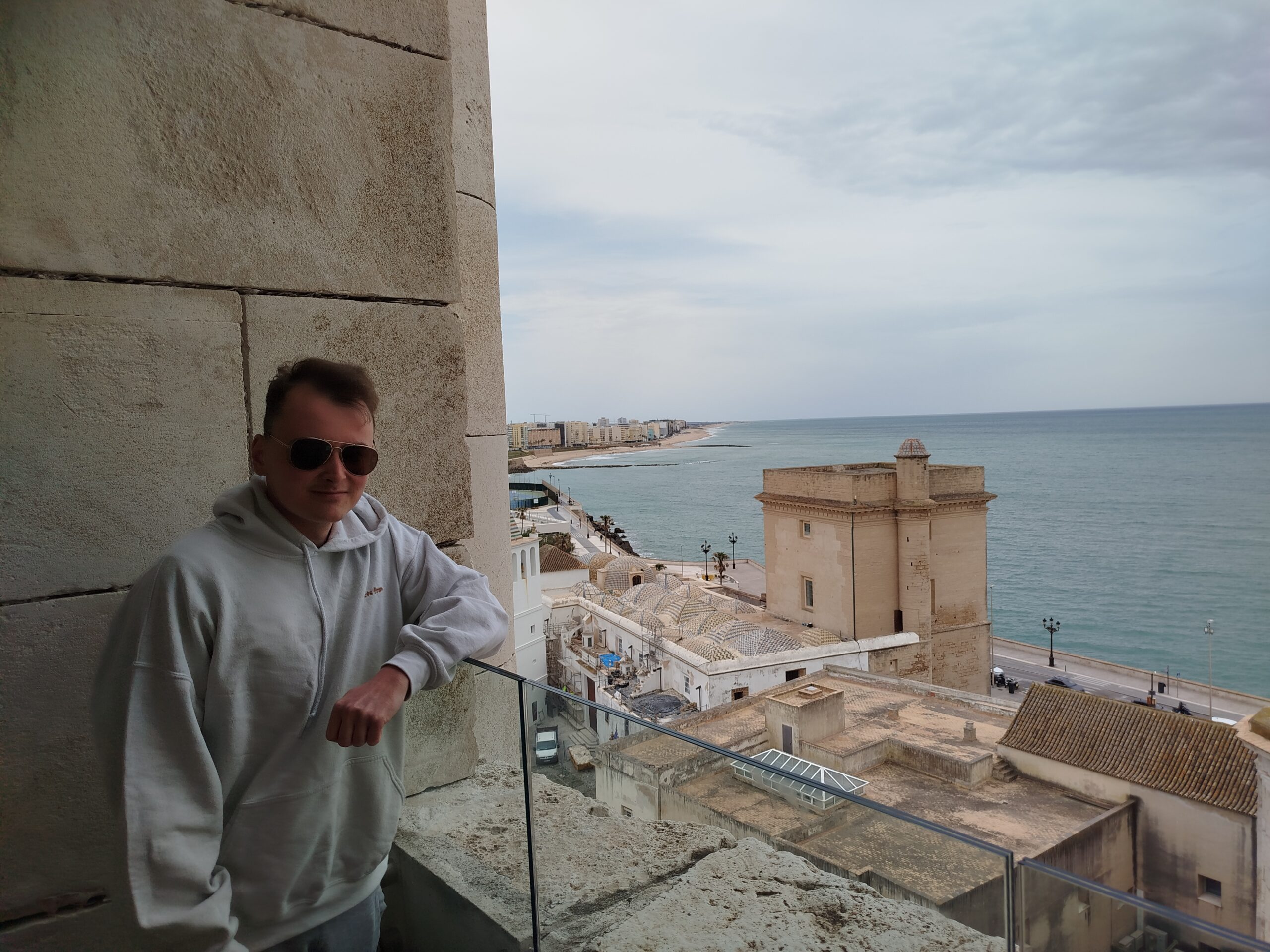 A guided cultural visit in Spanish